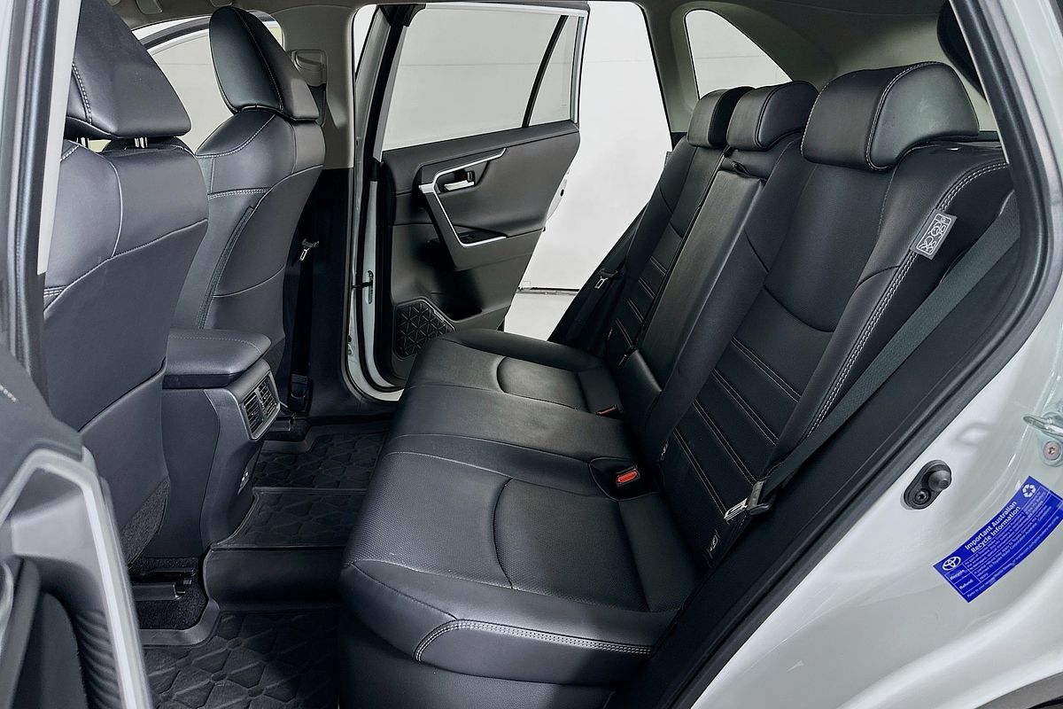 2023 Toyota RAV4 CRUISER (2WD) HYBRID AXAH52R