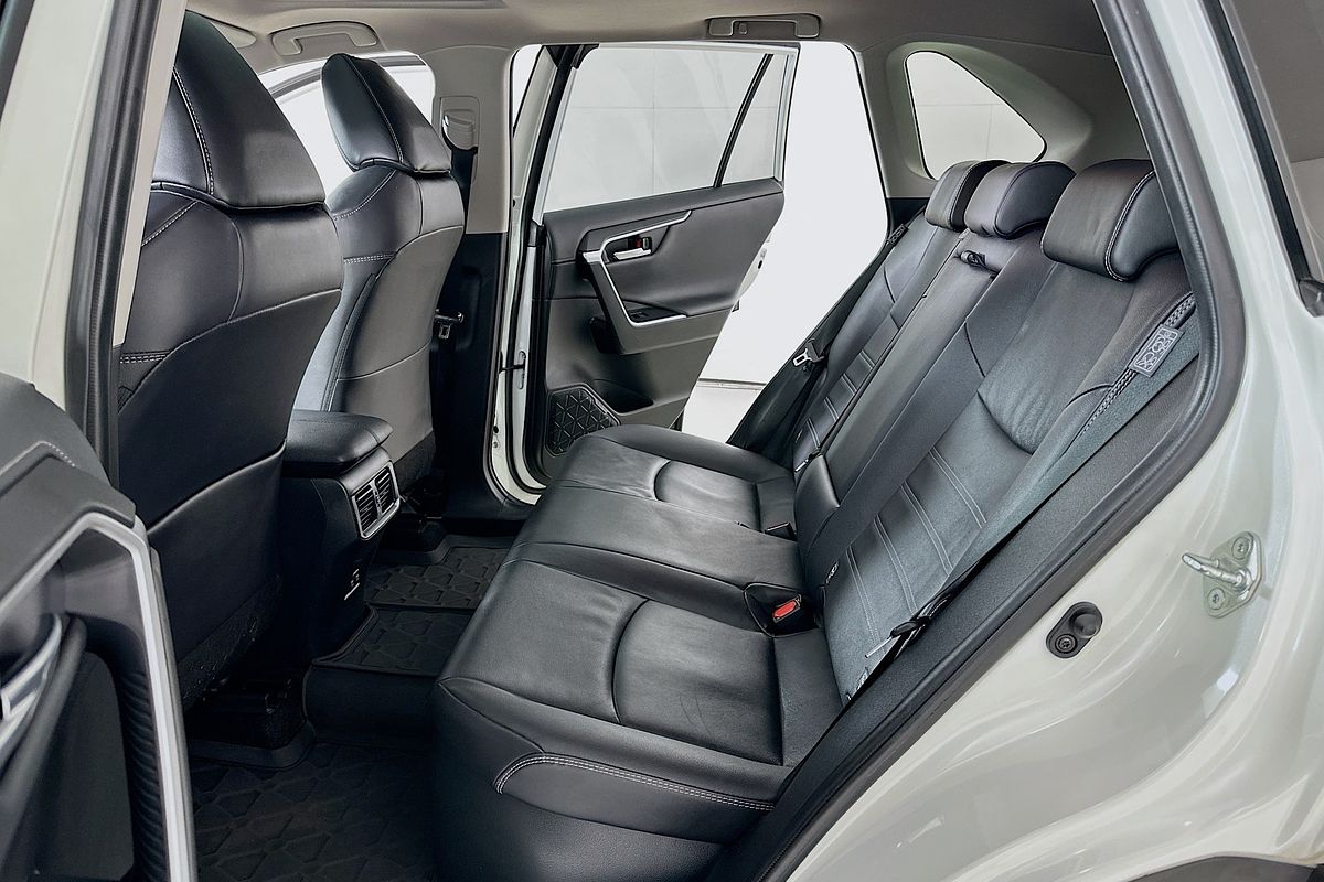 2020 Toyota RAV4 CRUISER (2WD) HYBRID AXAH52R