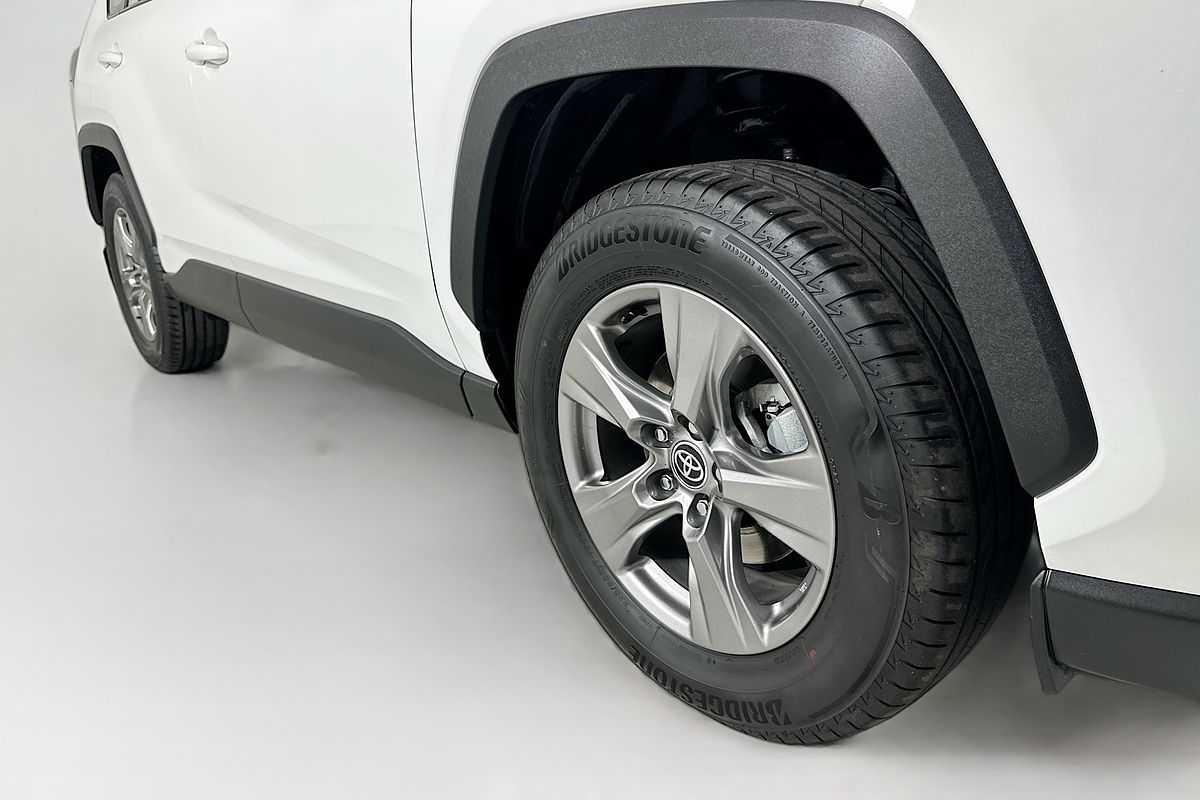 2024 Toyota RAV4 GX (2WD) HYBRID AXAH52R