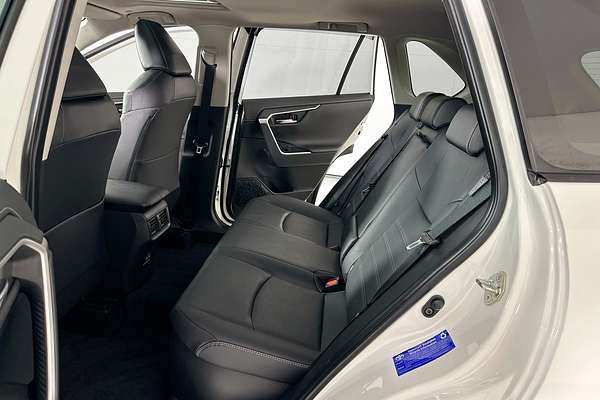 2025 Toyota RAV4 CRUISER (2WD) HYBRID AXAH52R