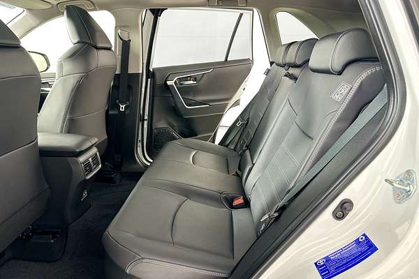 2025 Toyota RAV4 CRUISER (2WD) HYBRID AXAH52R