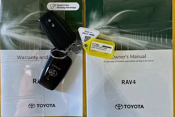 2025 Toyota RAV4 GX (2WD) HYBRID AXAH52R