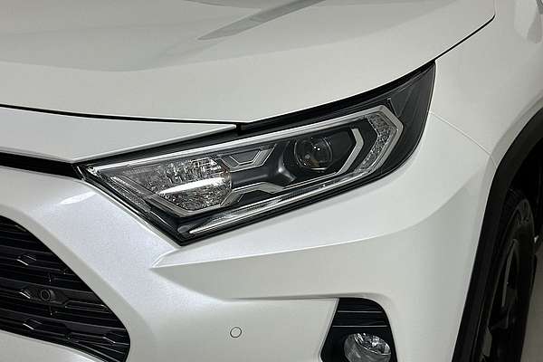 2020 Toyota RAV4 CRUISER (2WD) HYBRID AXAH52R