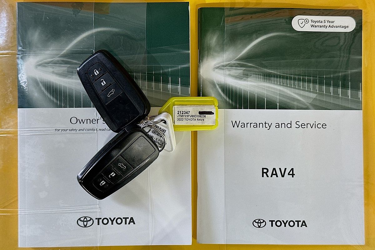 2022 Toyota RAV4 CRUISER (2WD) HYBRID AXAH52R