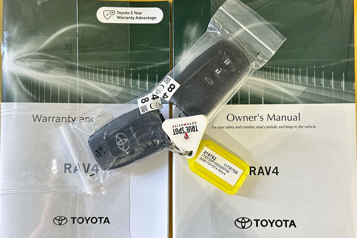 2025 Toyota RAV4 CRUISER (2WD) HYBRID AXAH52R