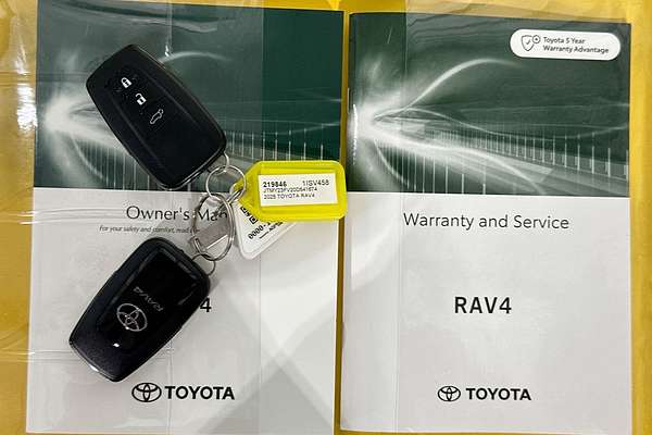 2025 Toyota RAV4 CRUISER (2WD) HYBRID AXAH52R