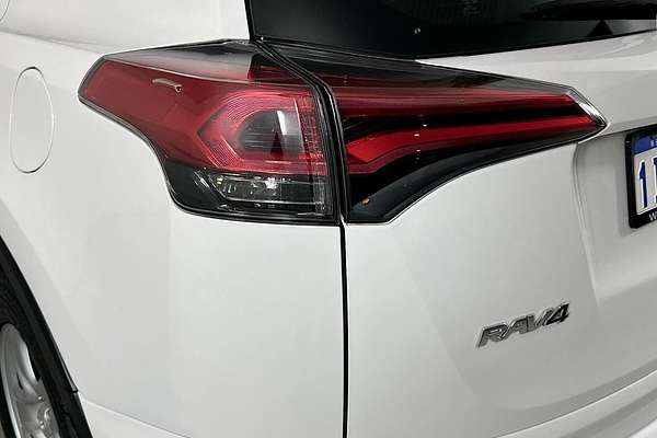2017 Toyota RAV4 GX ZSA42R