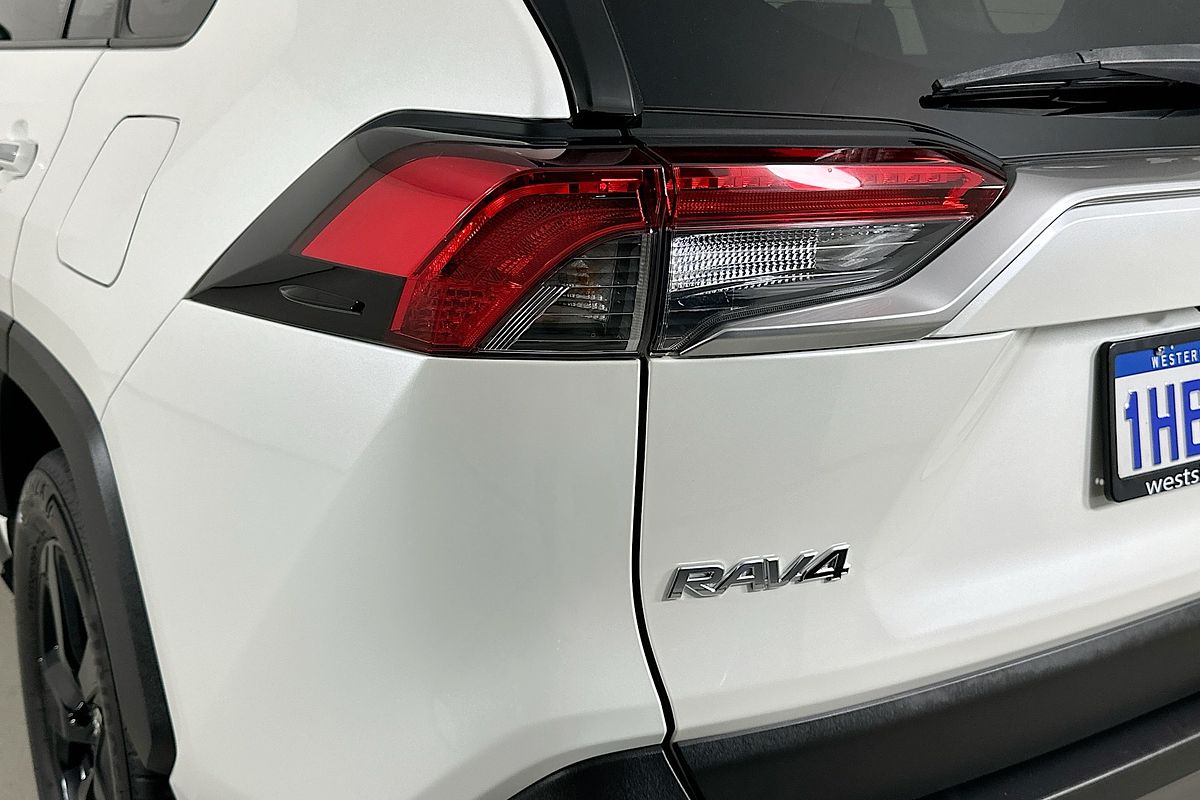 2020 Toyota RAV4 CRUISER (2WD) HYBRID AXAH52R