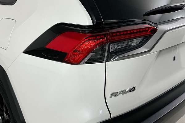 2022 Toyota RAV4 CRUISER (2WD) HYBRID AXAH52R