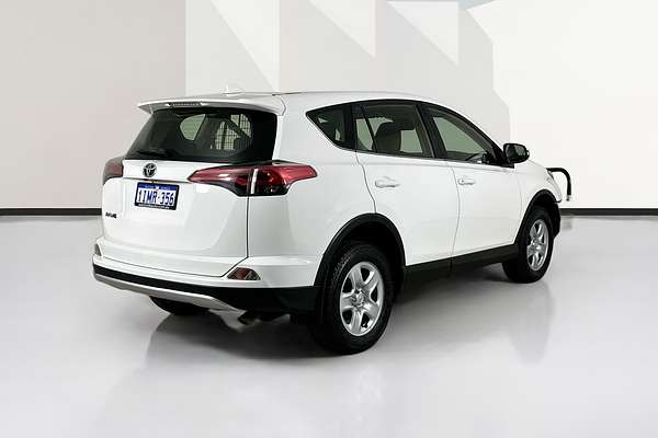 2017 Toyota RAV4 GX ZSA42R