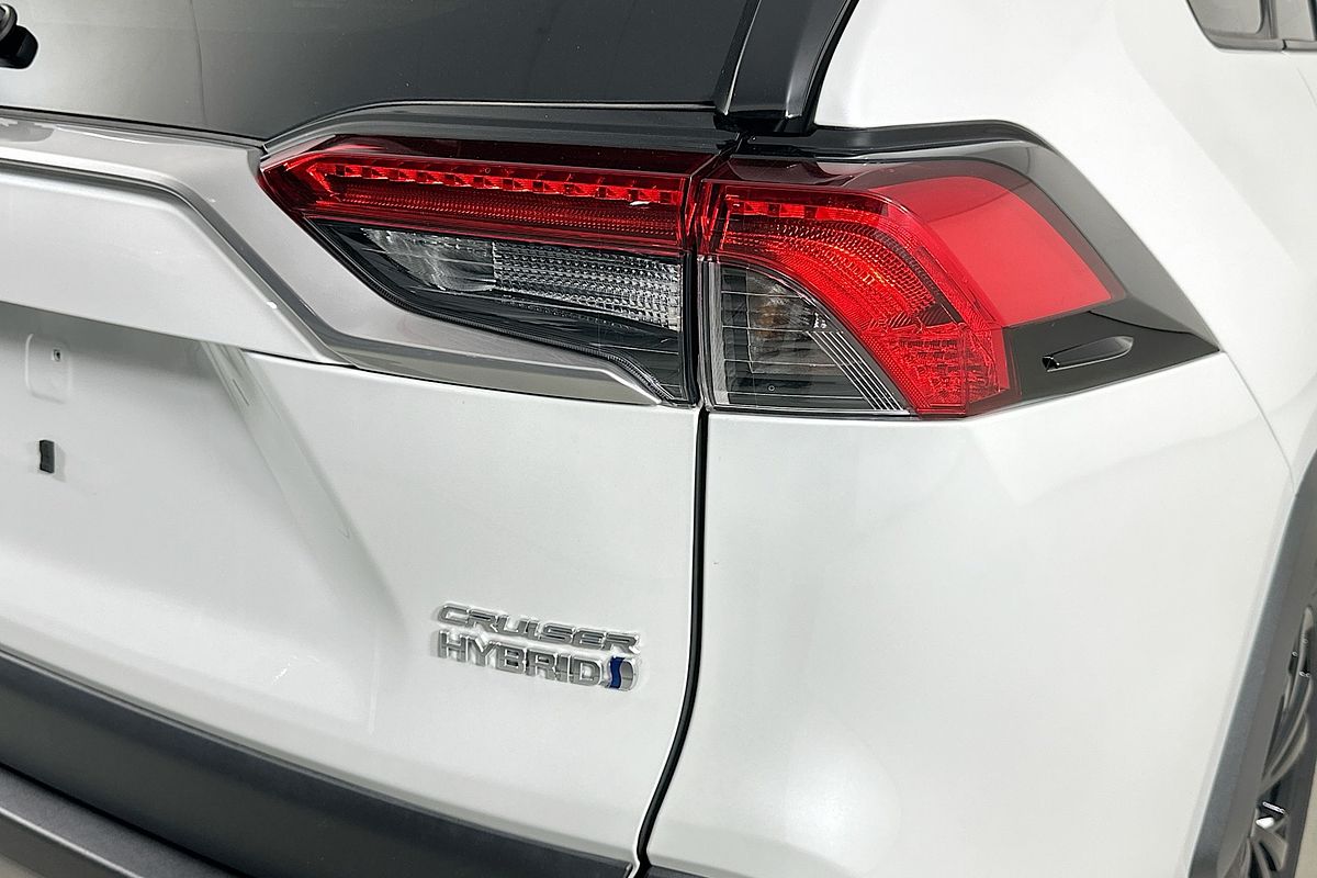2023 Toyota RAV4 CRUISER (2WD) HYBRID AXAH52R