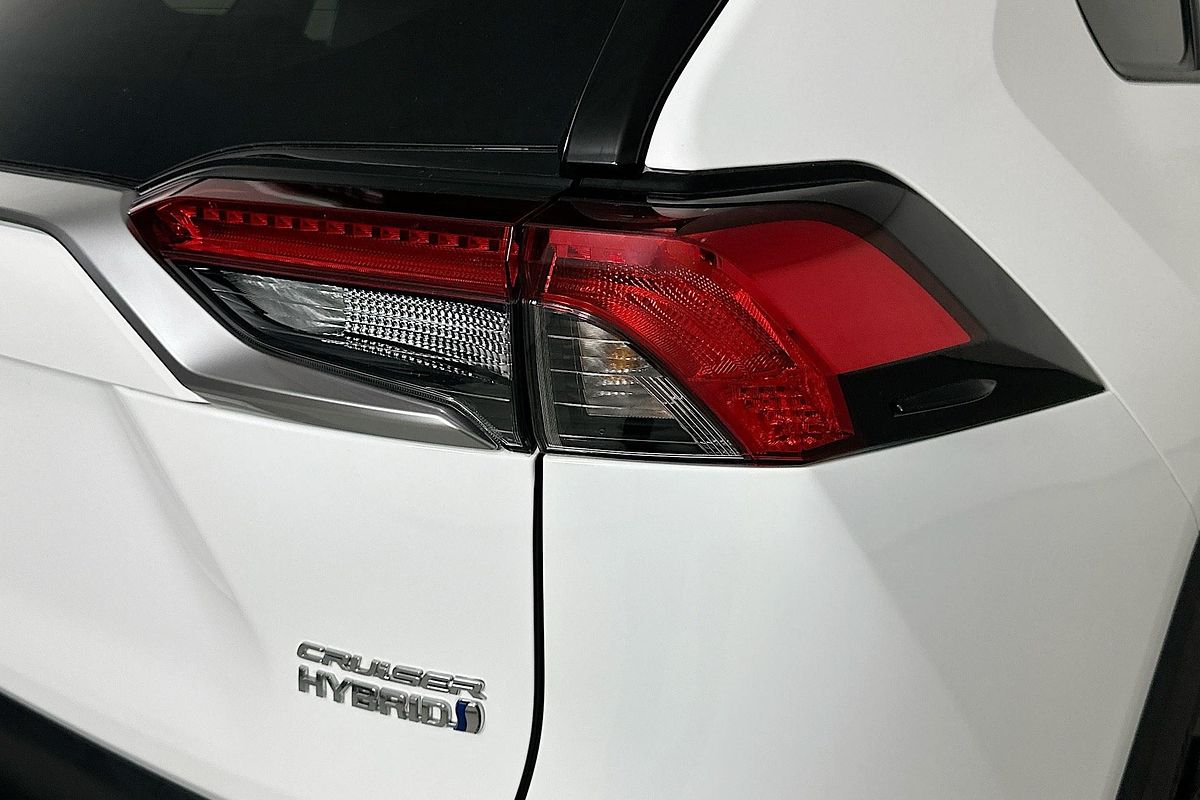 2022 Toyota RAV4 CRUISER (2WD) HYBRID AXAH52R