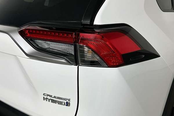 2022 Toyota RAV4 CRUISER (2WD) HYBRID AXAH52R