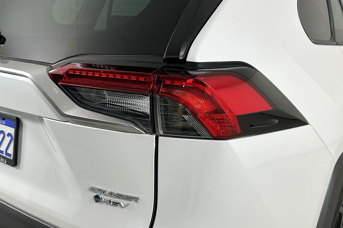 2025 Toyota RAV4 CRUISER (2WD) HYBRID AXAH52R