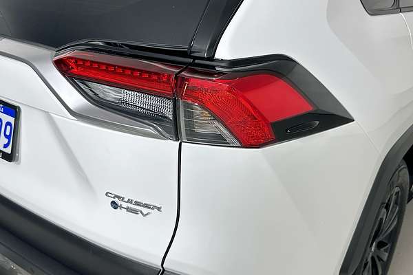 2025 Toyota RAV4 CRUISER (2WD) HYBRID AXAH52R