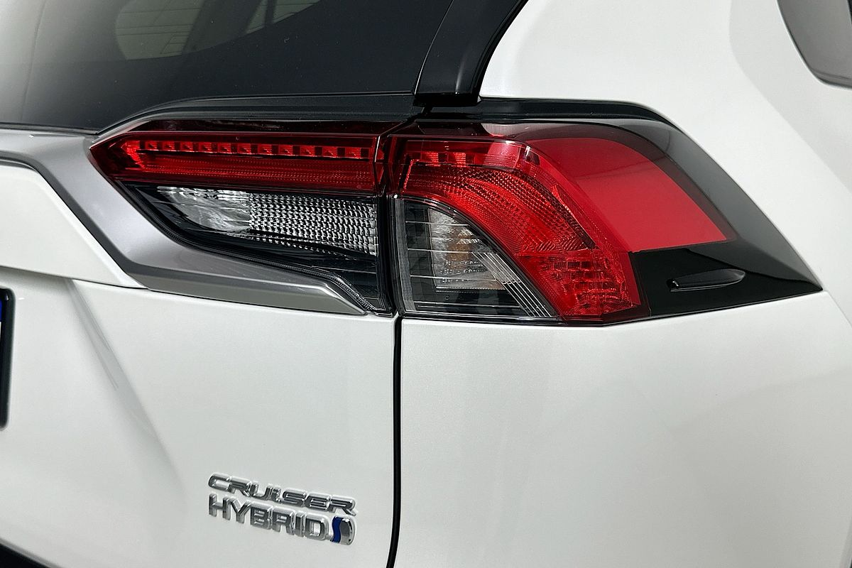2019 Toyota RAV4 CRUISER (2WD) HYBRID AXAH52R