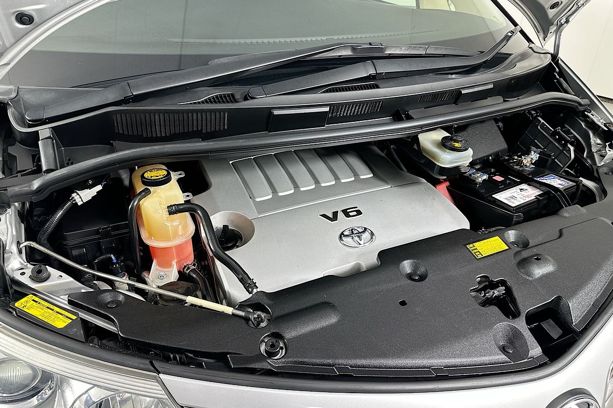 2013 Toyota TARAGO ULTIMA V6 GSR50R MY13