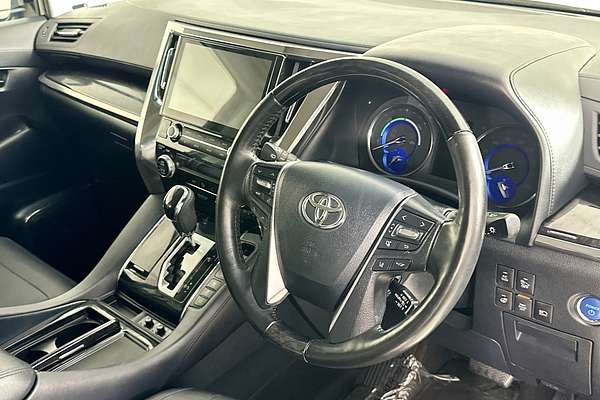2018 Toyota Unknown Lounge AYH30W HYBRID