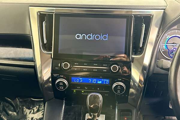 2018 Toyota Unknown Lounge AYH30W HYBRID