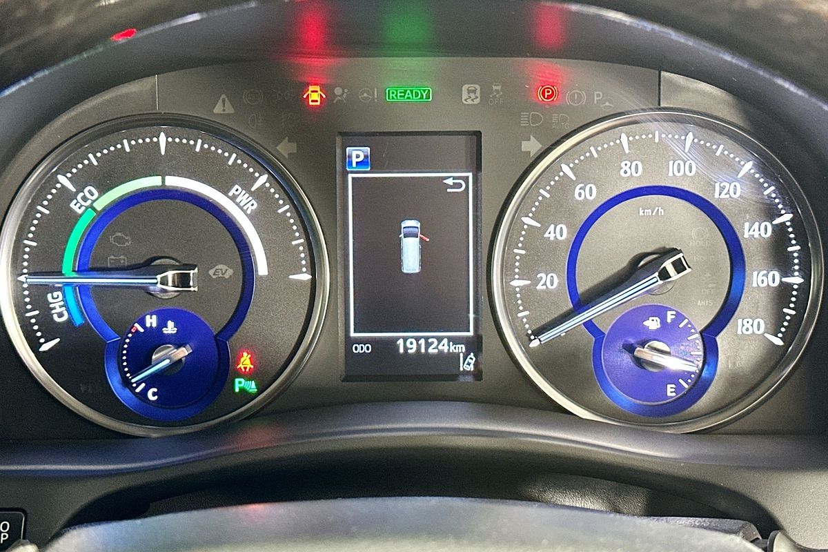 2018 Toyota Unknown Lounge AYH30W HYBRID