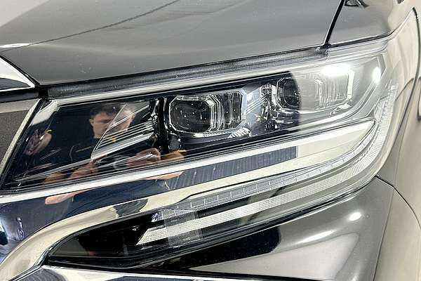 2018 Toyota Unknown Lounge AYH30W HYBRID