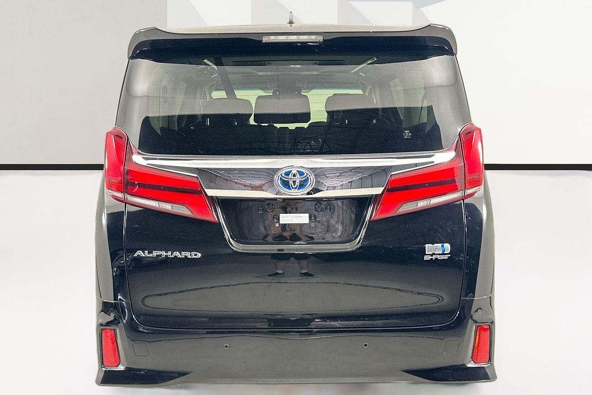 2018 Toyota Unknown Lounge AYH30W HYBRID