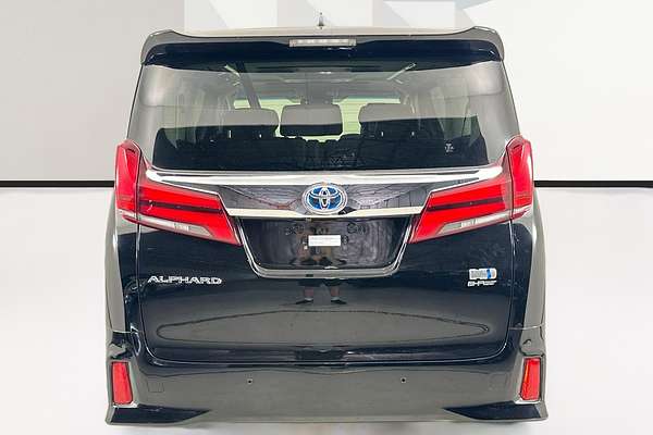 2018 Toyota Unknown Lounge AYH30W HYBRID