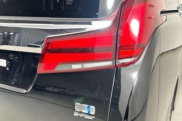 2018 Toyota Unknown Lounge AYH30W HYBRID