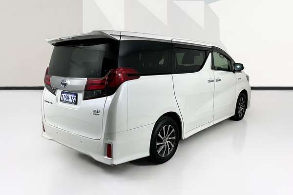 2017 Toyota Alphard  AYH30W HYBRID