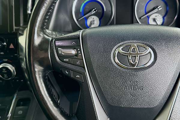 2017 Toyota Alphard  AYH30W HYBRID