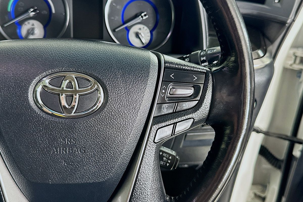 2017 Toyota Alphard  AYH30W HYBRID