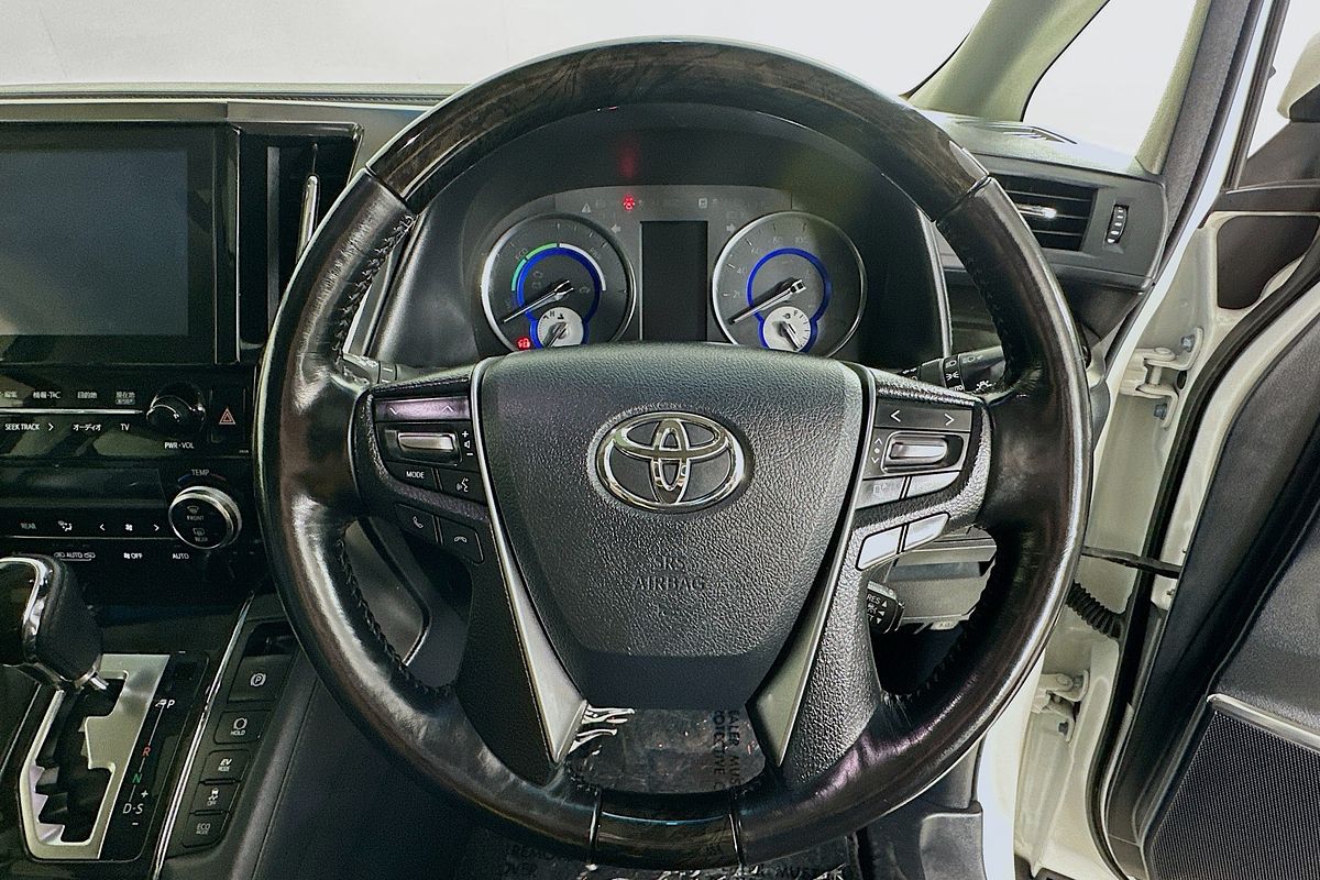 2017 Toyota Alphard  AYH30W HYBRID