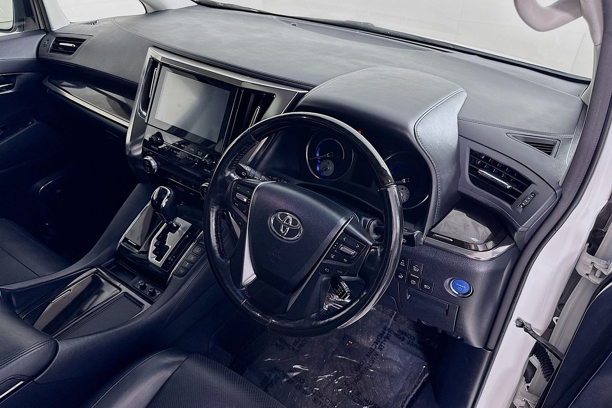 2017 Toyota Alphard  AYH30W HYBRID