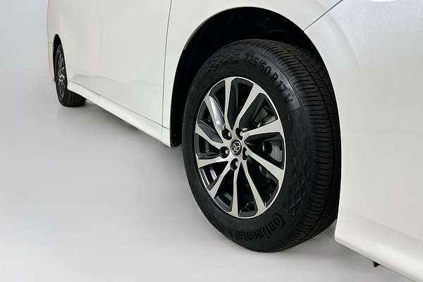 2017 Toyota Alphard  AYH30W HYBRID