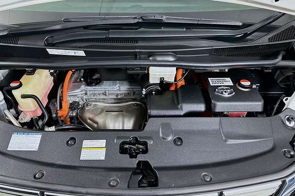 2017 Toyota Alphard  AYH30W HYBRID