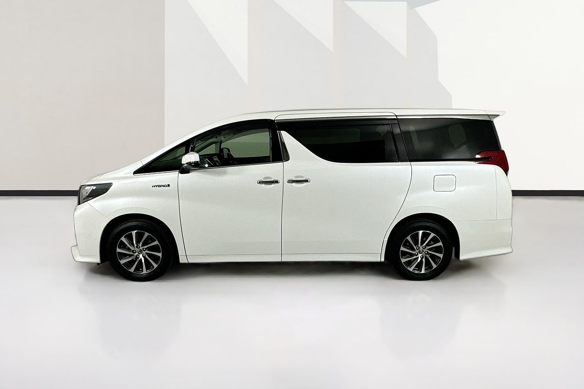 2017 Toyota Alphard  AYH30W HYBRID