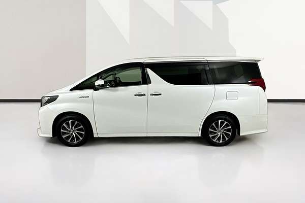 2017 Toyota Alphard  AYH30W HYBRID