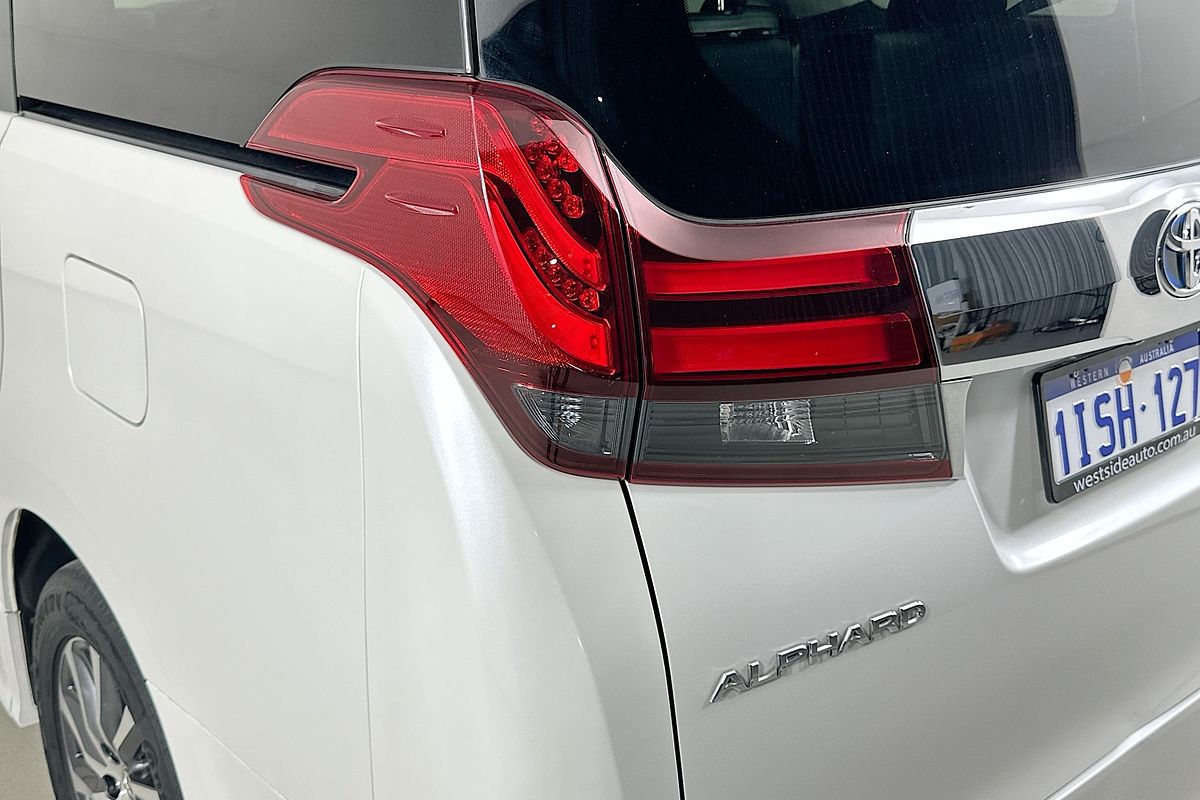 2017 Toyota Alphard  AYH30W HYBRID