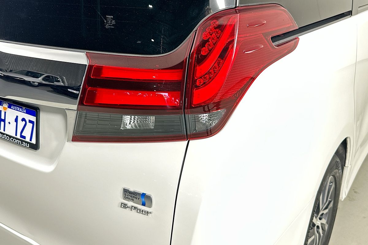 2017 Toyota Alphard  AYH30W HYBRID