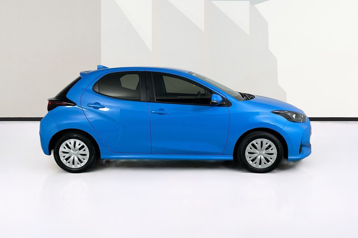 2023 Toyota YARIS ASCENT SPORT MXPA10R