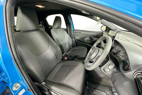 2023 Toyota YARIS ASCENT SPORT MXPA10R