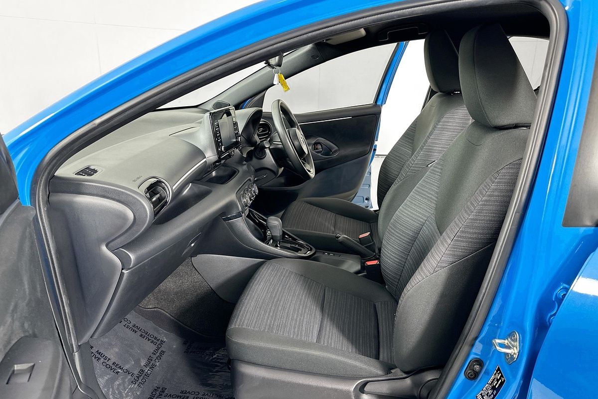 2023 Toyota YARIS ASCENT SPORT MXPA10R