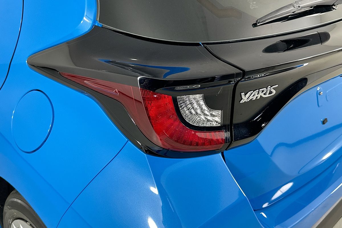 2023 Toyota YARIS ASCENT SPORT MXPA10R