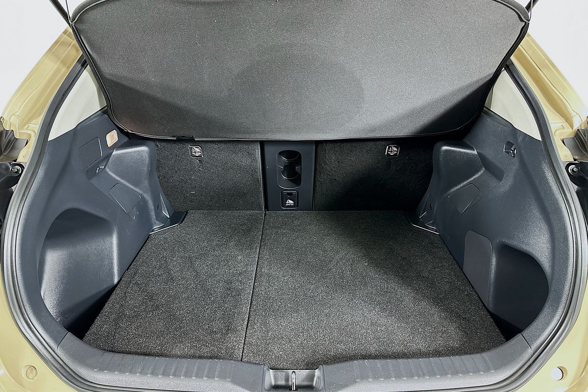 2022 Toyota YARIS CROSS GXL MXPJ10R