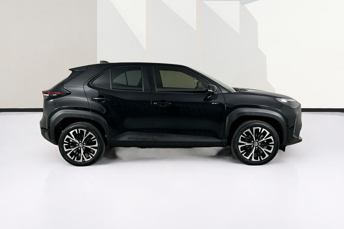 2024 Toyota YARIS CROSS URBAN HYBRID (AWD) MXPJ15R
