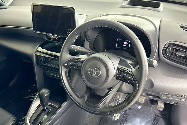 2024 Toyota YARIS CROSS URBAN HYBRID (AWD) MXPJ15R