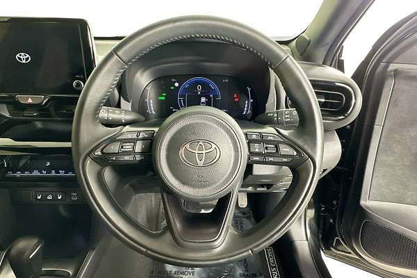 2024 Toyota YARIS CROSS URBAN HYBRID (AWD) MXPJ15R