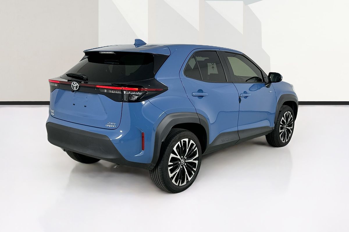 2024 Toyota YARIS CROSS URBAN HYBRID (AWD) MXPJ15R