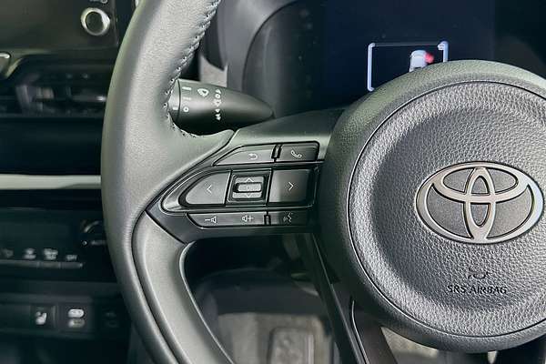 2024 Toyota YARIS CROSS URBAN HYBRID (AWD) MXPJ15R
