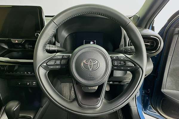 2024 Toyota YARIS CROSS URBAN HYBRID (AWD) MXPJ15R